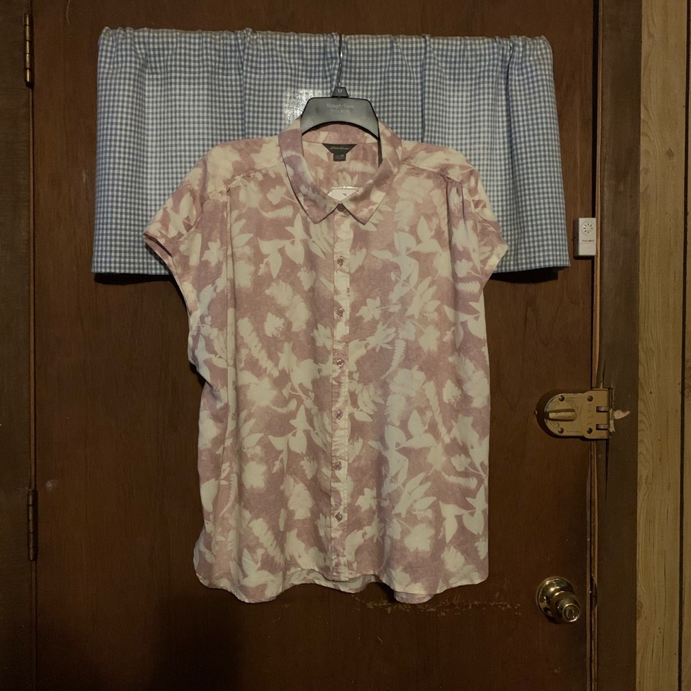 Eddie Bauer Soft Pink and White Shirt  2XL  NWT